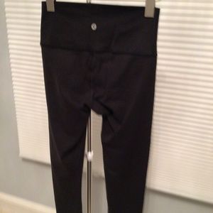 Lululemon wunder under black 27” legging 6